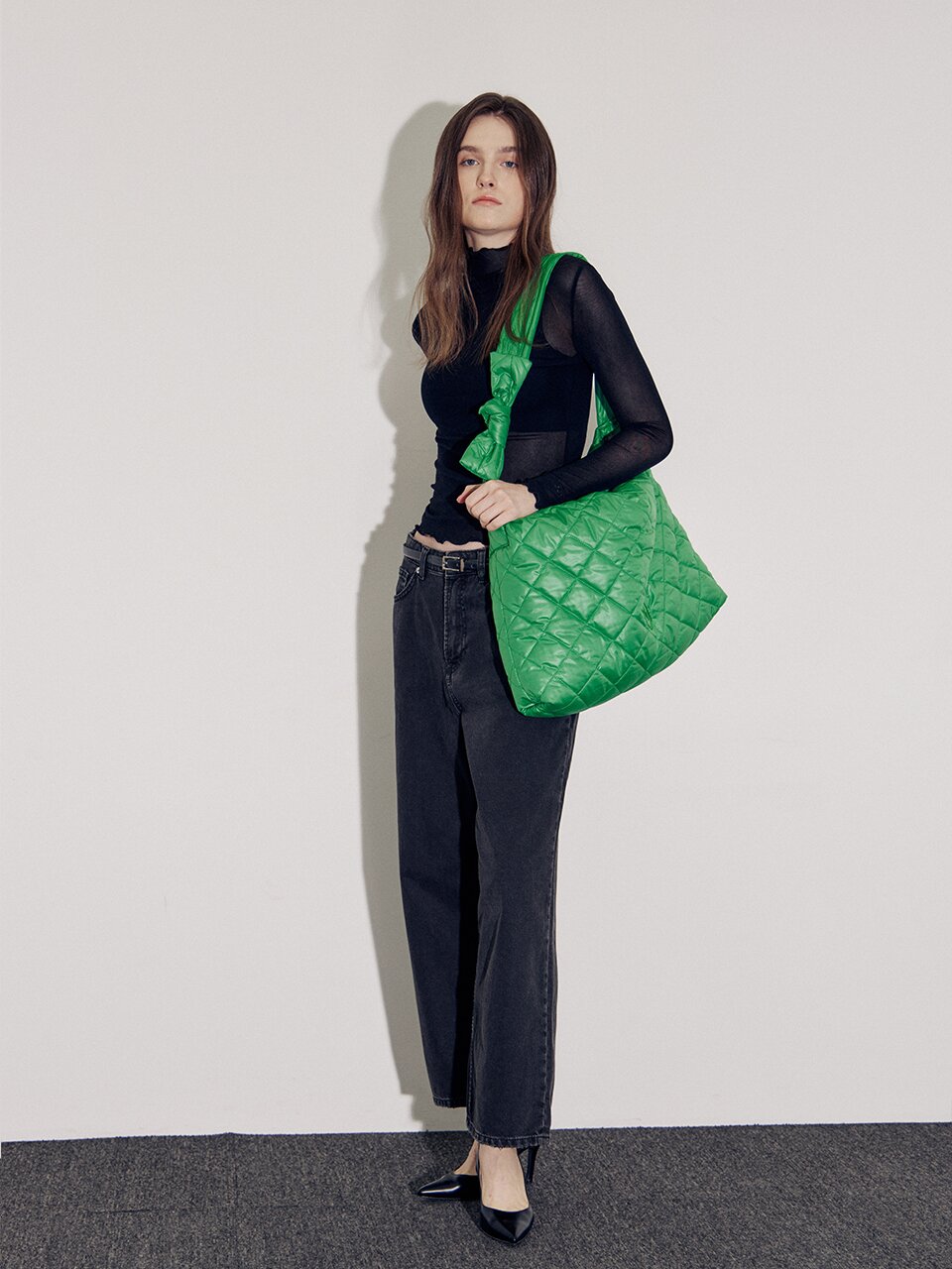린드 패딩백 그린 LIND PADDING BAG green