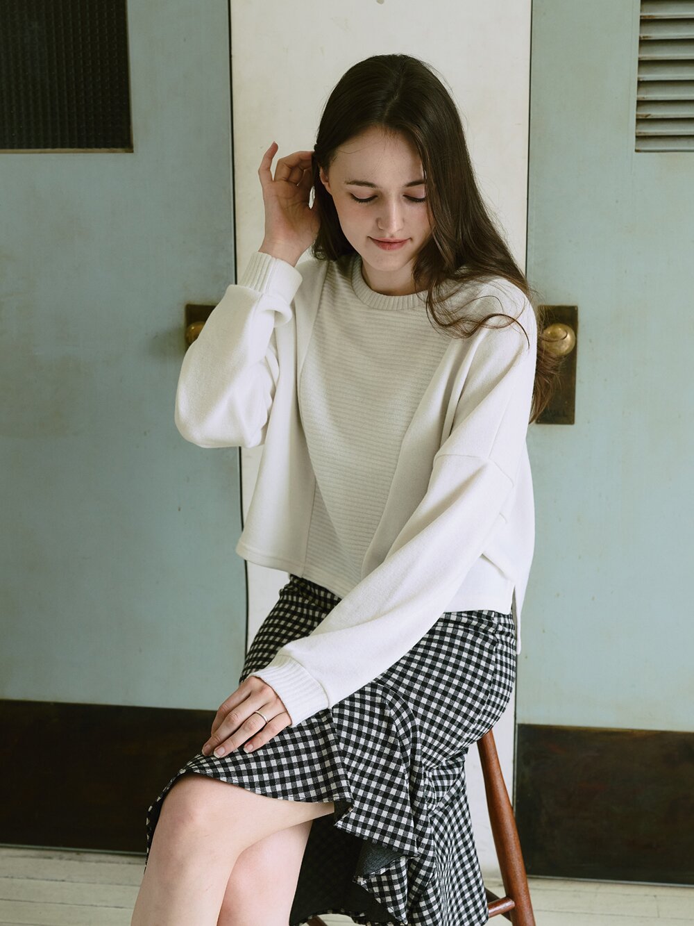 Knitted Long Sleeve Cropped T-shirt - Ivory