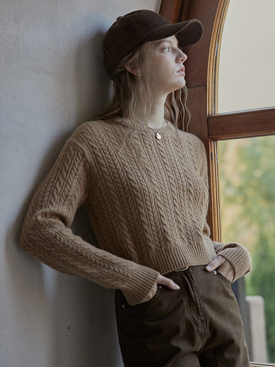 PM_Twist round neck sweater_CAMEL
