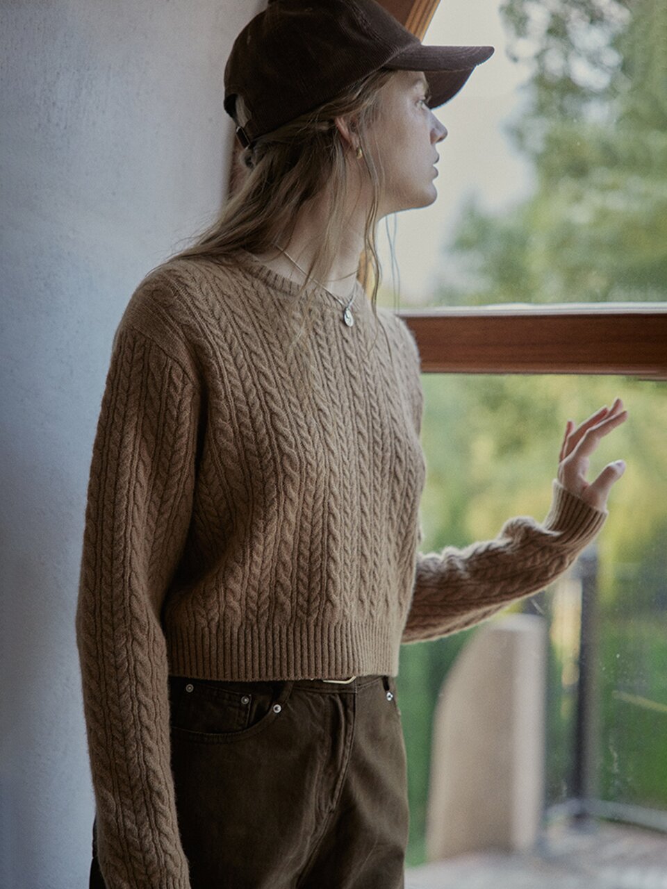 PM_Twist round neck sweater_CAMEL