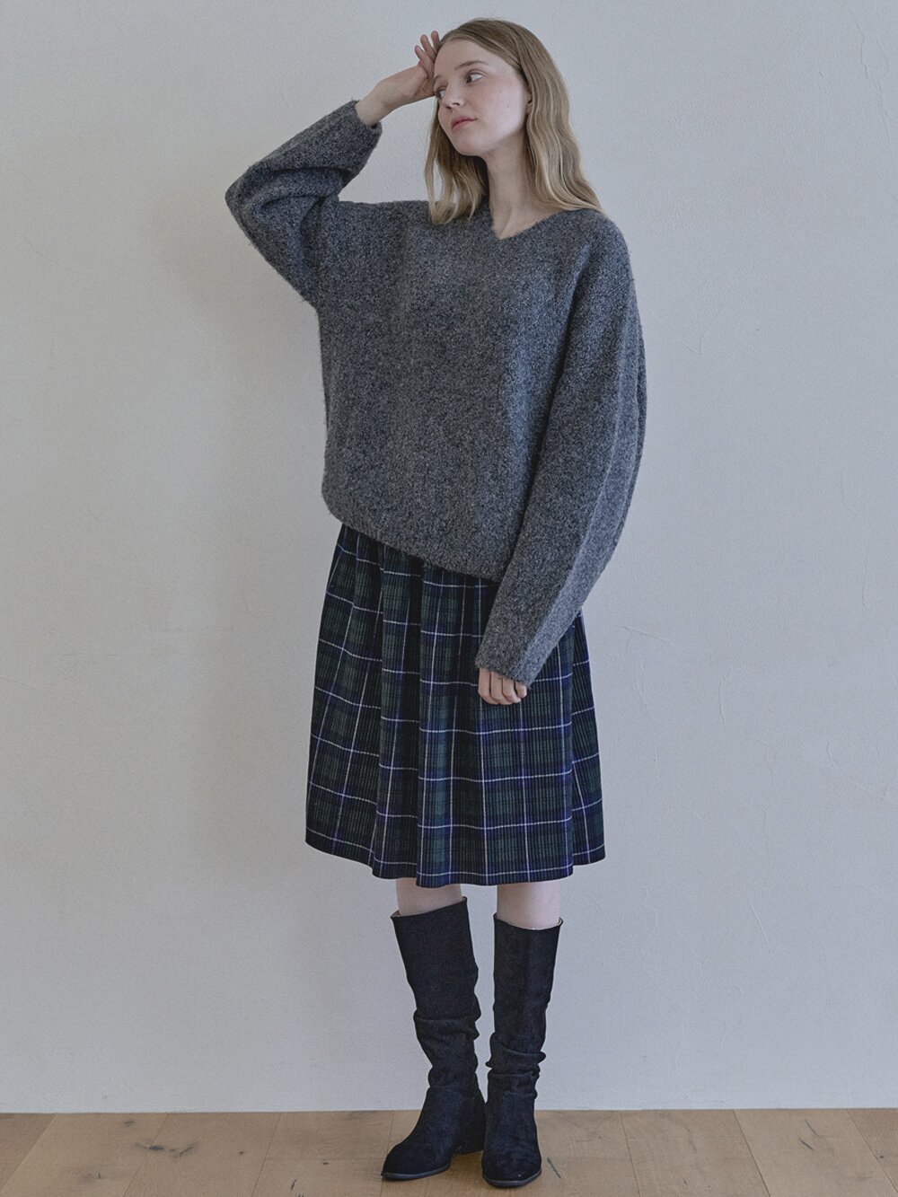 Boucle V-neck Knit Pullover - CHARCOAL