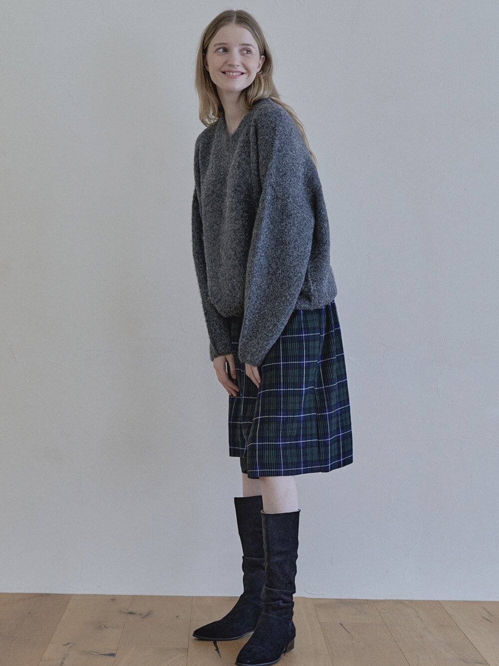 Boucle V-neck Knit Pullover - CHARCOAL