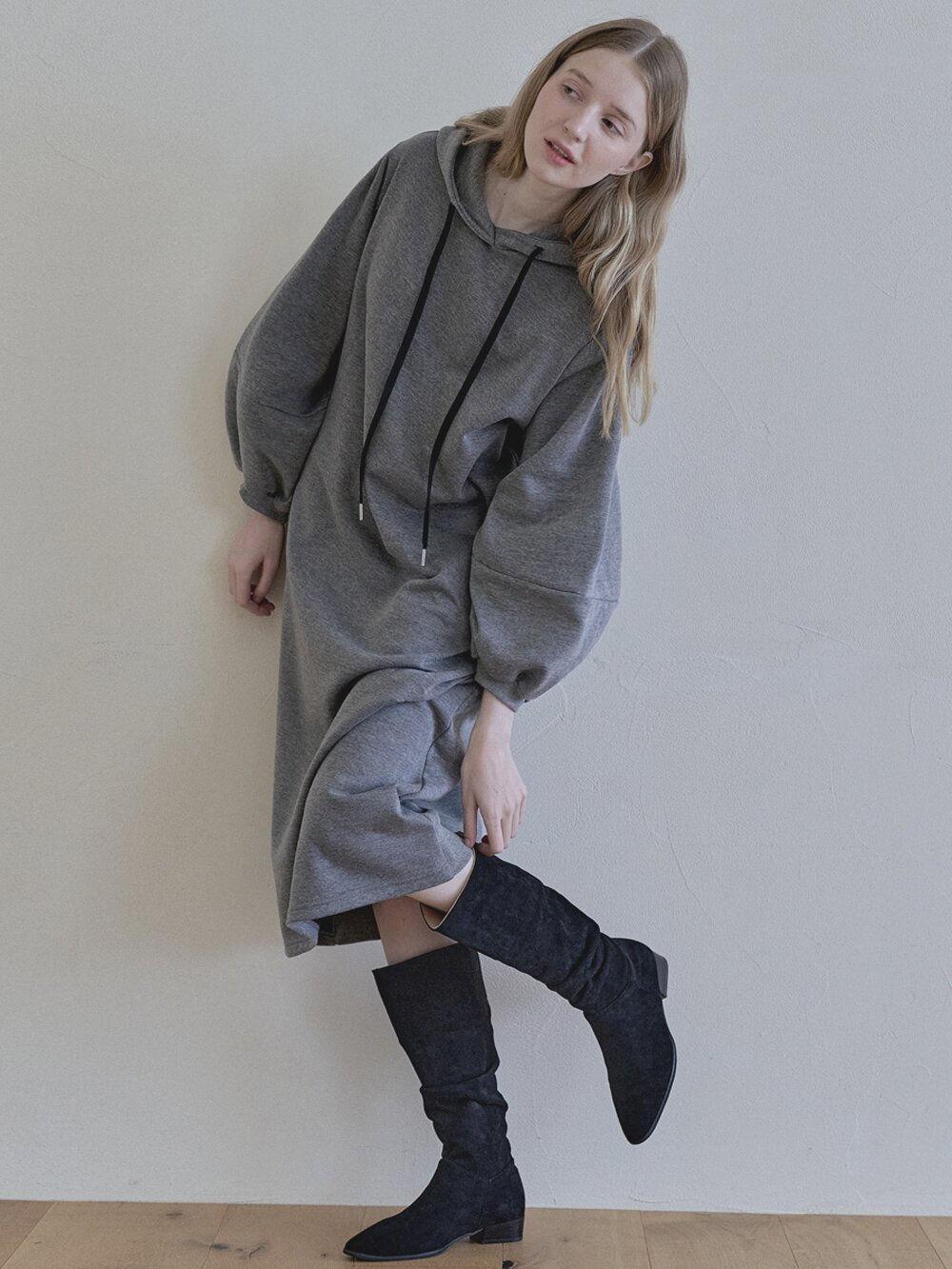 Volume Sleeve Long Hooded Dress - CHARCOAL (기모)