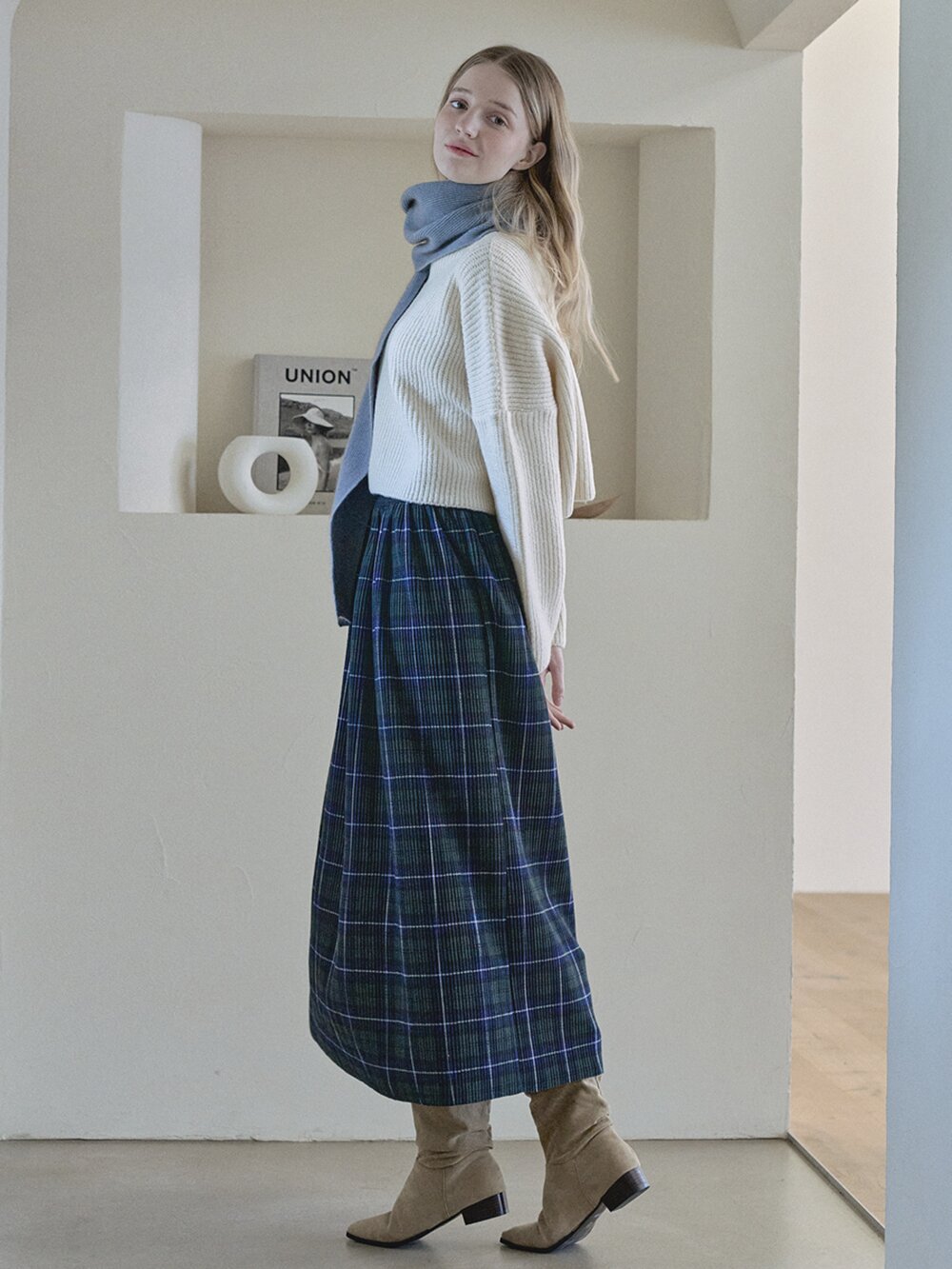 Wool knit muffler - BLUE