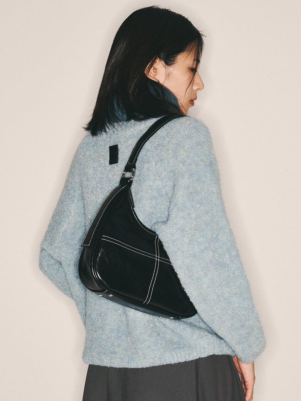 AR_Classic soft leather casual bag