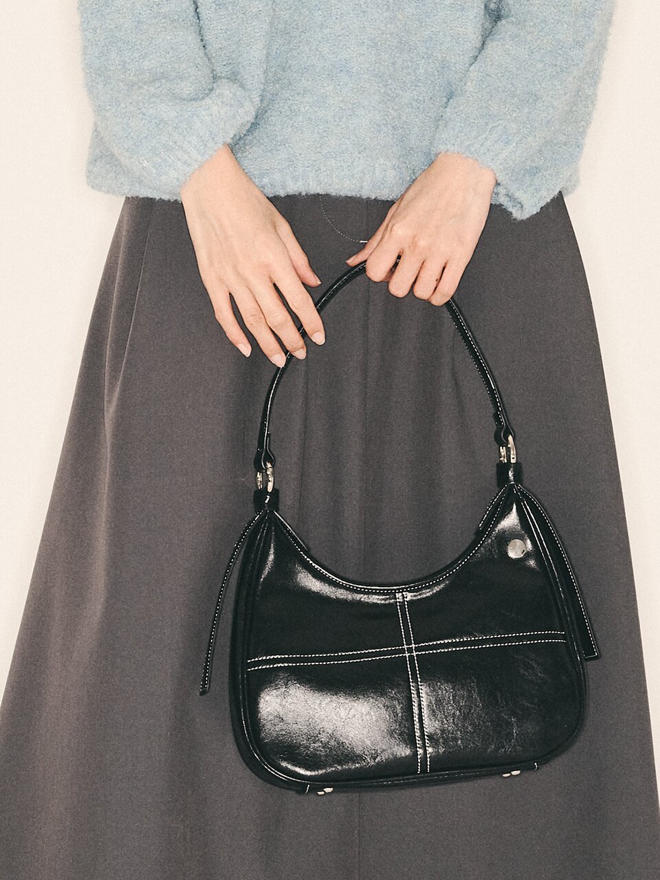 AR_Classic soft leather casual bag