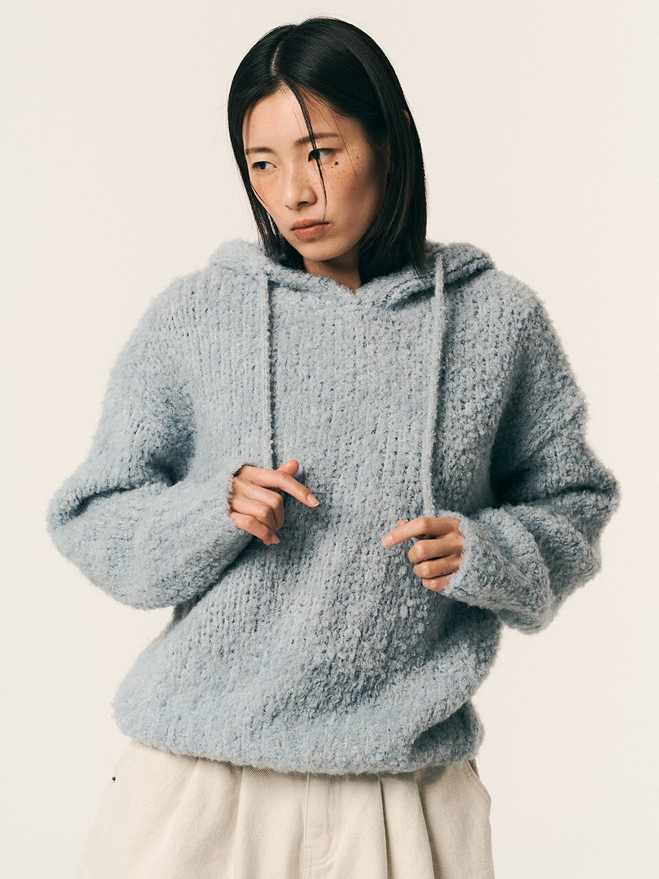 AR_Fluffy hooded sweater_2color