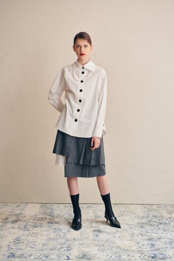 화이트 빅버튼 셔츠