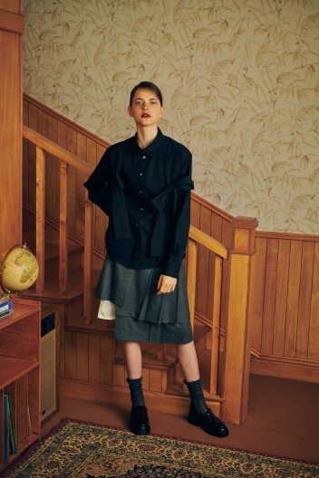 블랙 리본 셔츠