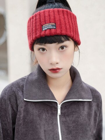 온더모먼트 빈티지 레터링 라벨 헤어밴드 레드