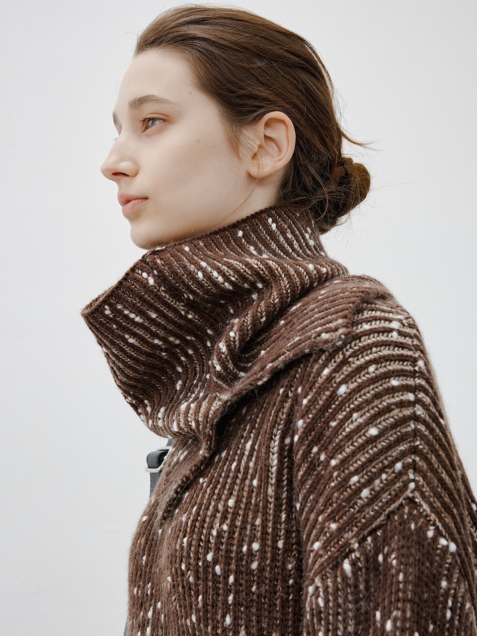 TG_Hazy snow dot scarf