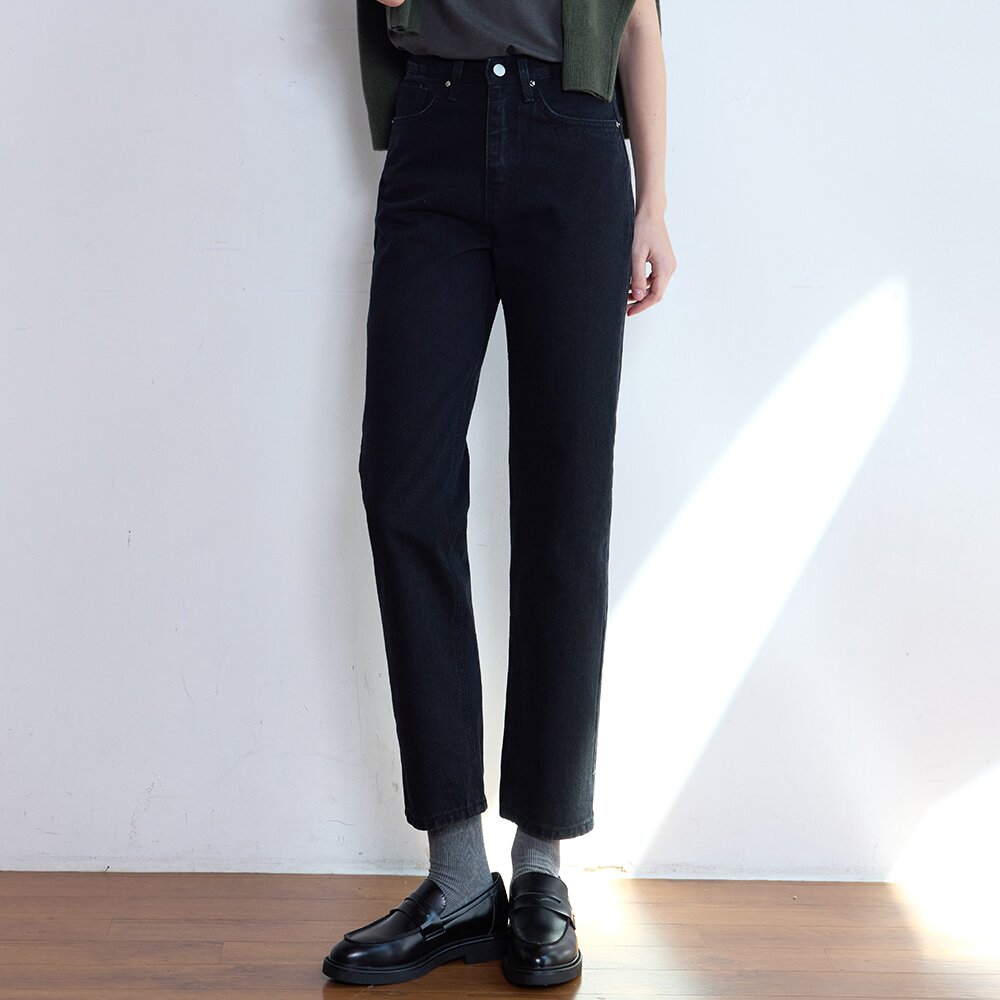 SEMI BOYFIT DENIM PANTS - BLACK