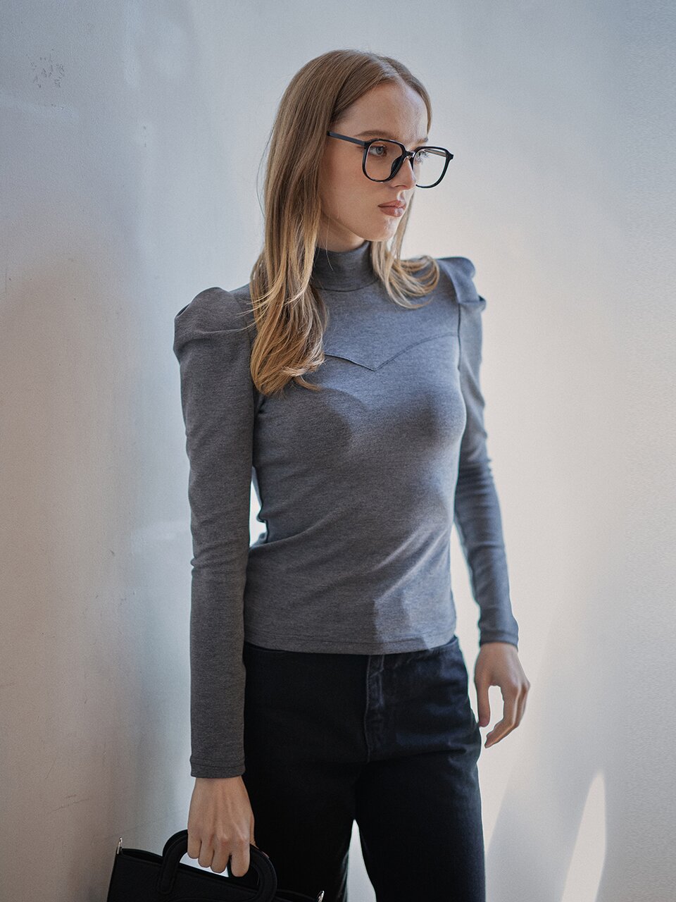 SLIMMING TURTLENECK T-SHIRT - GREY