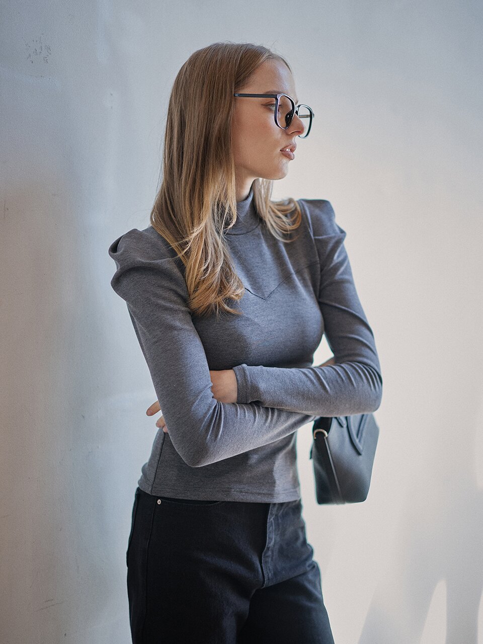 SLIMMING TURTLENECK T-SHIRT - GREY