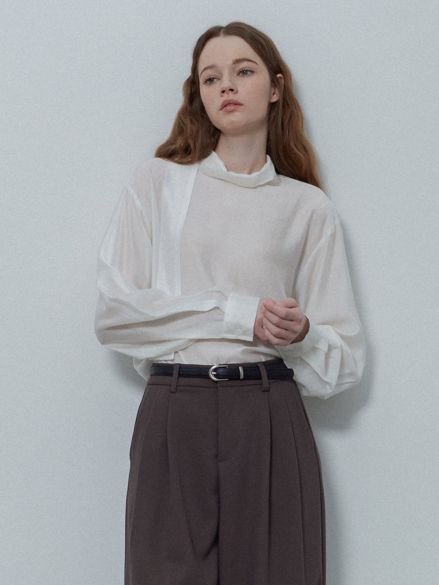 SOFT HALF-NECK BLOUSE_IVROY