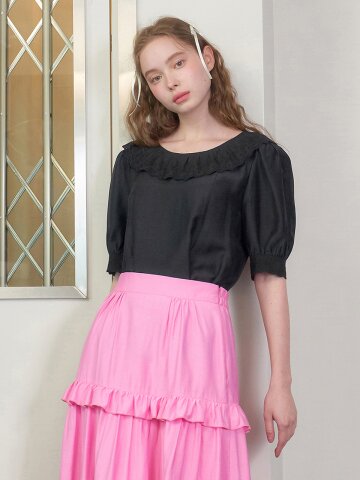 [일루스트리스일루전] BK BOAT NECK RIBBON BLOUSE