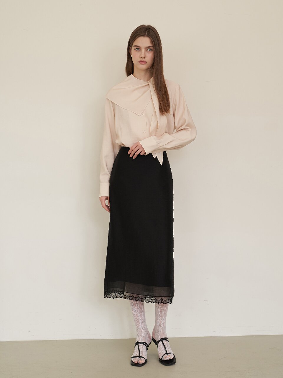 [에프코코로미즈] sheer lace layered long skirt BK