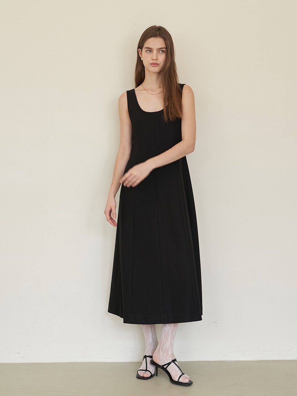 [에프코코로미즈] romantic karin sleeveless long dress BK