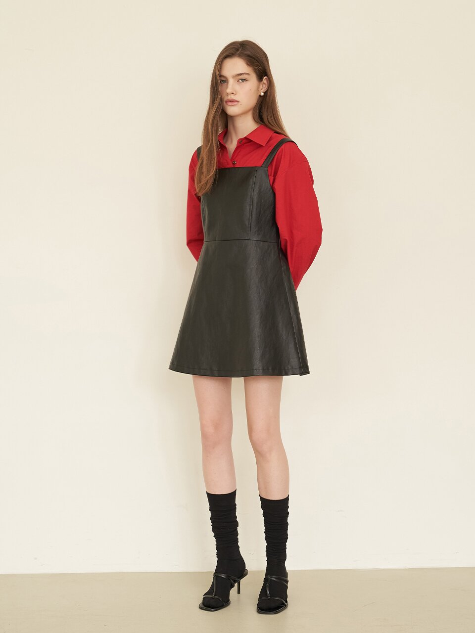 [에프코코로미즈] fake leather mini dress BK