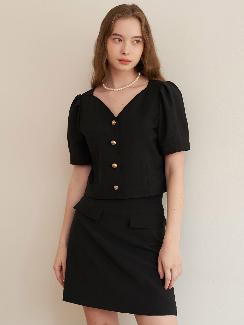 [에프코코로미즈] coco tulip crop blouse BK