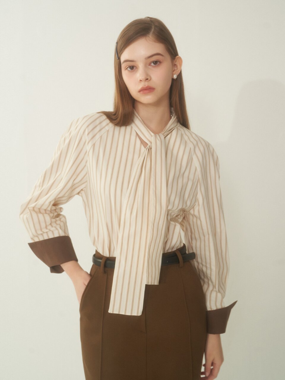 [에프코코로미즈] coco romantic raglan st blouse BR