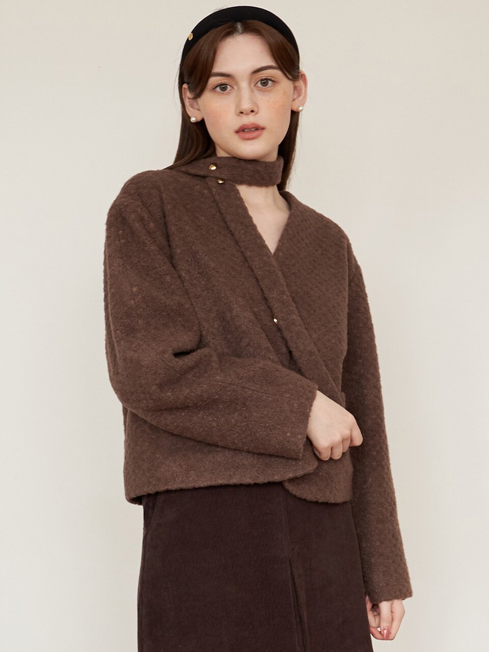[에프코코로미즈] coco v neck boucle cardigan CB