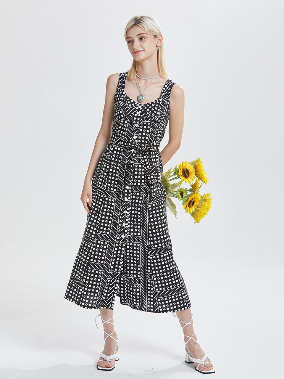 [와이제이] SMALL DAISY DOT COTTON ONEPIECE