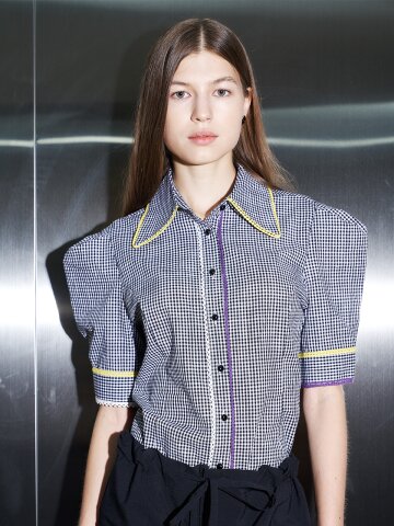 [와이제이] MACARON SMALL CHECK BLOUSE