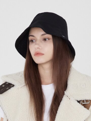 루시다 라벨 리버시블 플라워 펀칭 버킷햇 3color