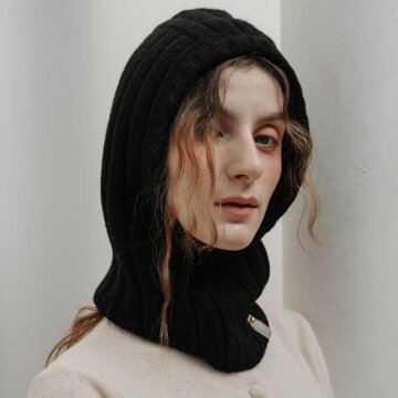 어클렛 울 혼방 와이드 스트라이프 바라클라바 블랙