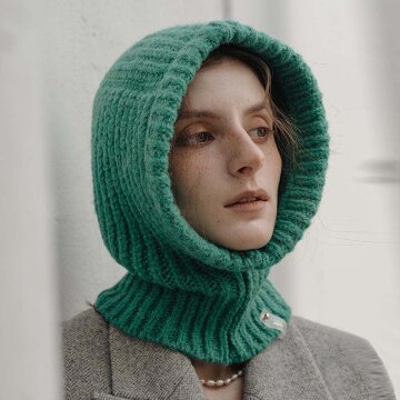 어클렛 미디엄 웨이트 니트 숏 바라클라바 그린