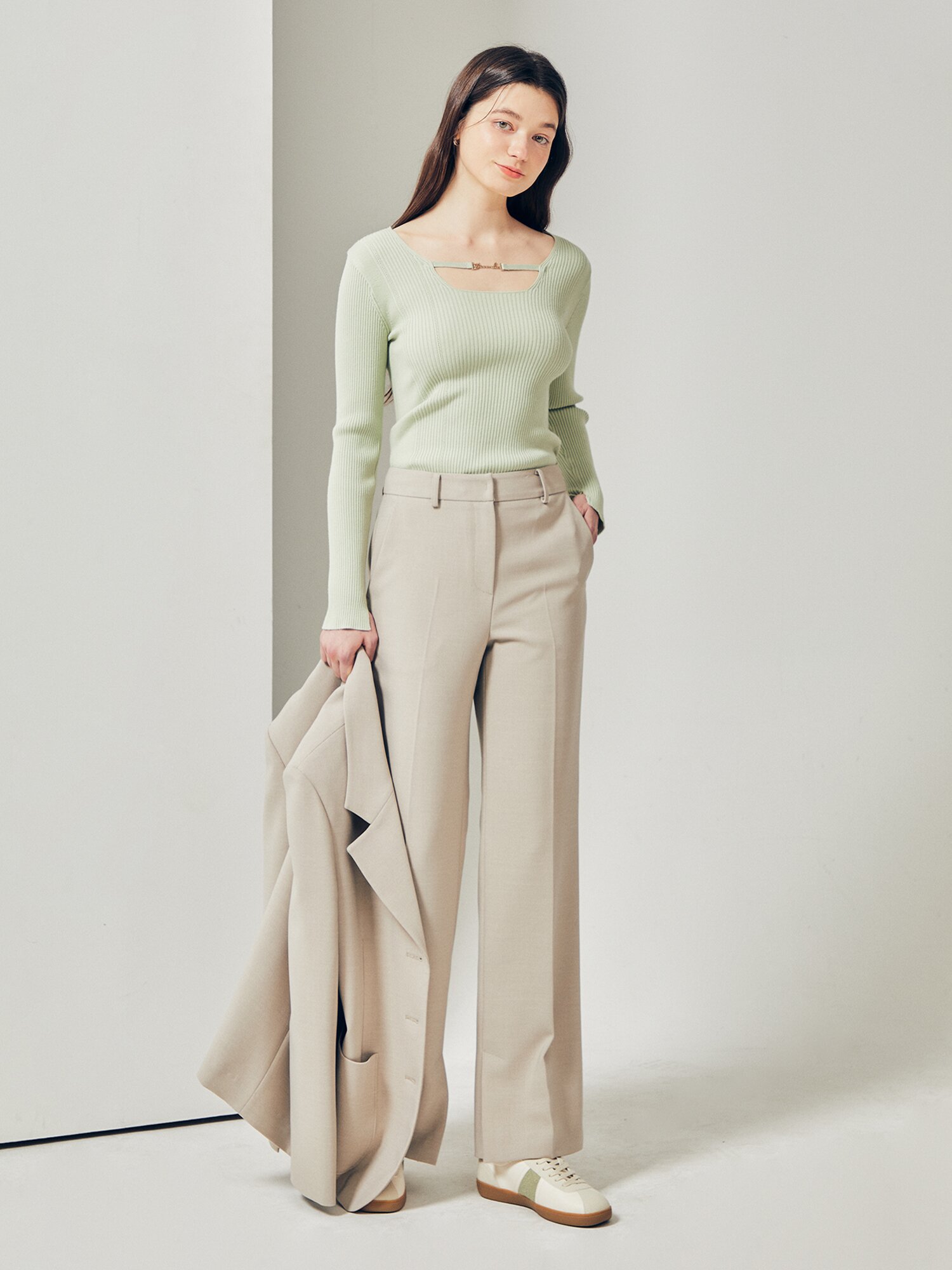 슬릿 와이드 일자핏 팬츠 (BEIGE)