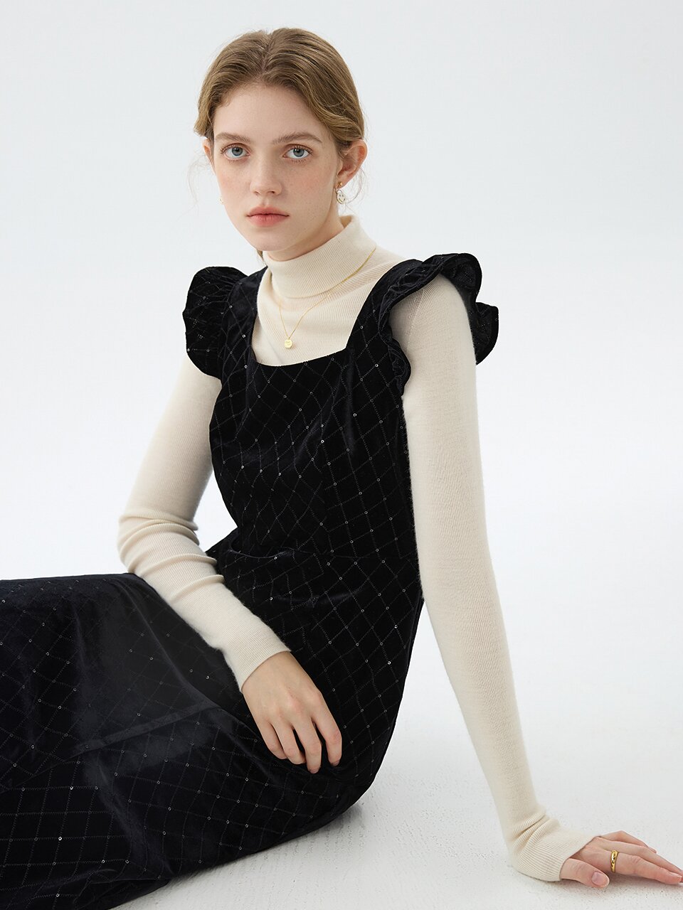 WD_Sequin velvet sleeveless dress