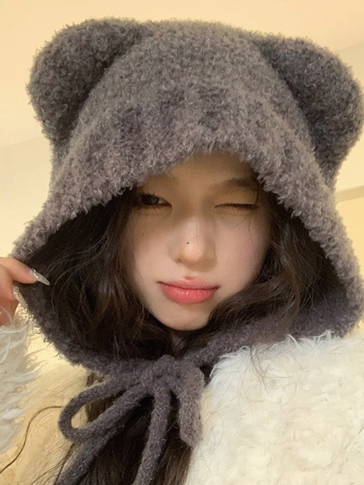 헬렌니 니트 곰돌이 턱끈 털 군밤 방한 귀도리 트루퍼햇 모자