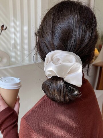 소프트 새틴 실크 스크런치 헤어슈슈 곱창밴드 머리끈