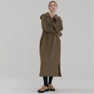 [카미노] RIBBED HALF ZIP-UP KNIT ONEPIECE KHAKI