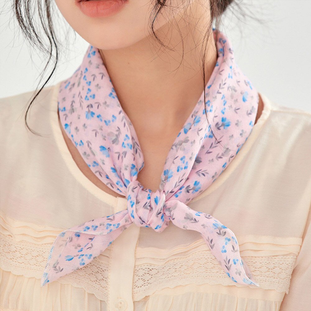 비도린 여성 사각 잔잔한 플라워패턴 미니 쁘띠 면 스카프