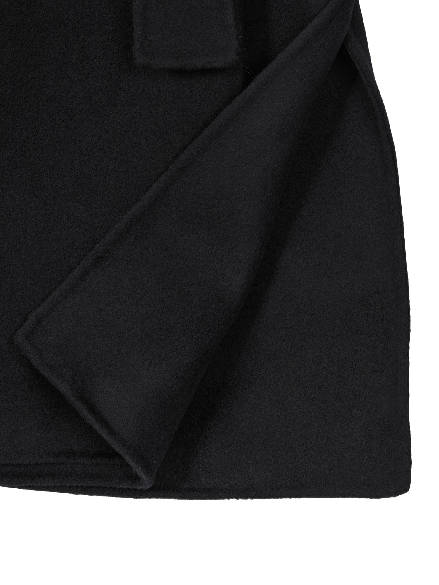 Eleu handmade coat_black
