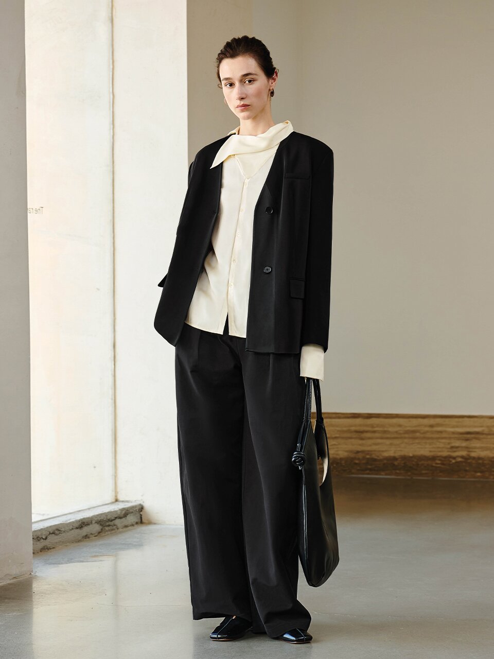 YY_Commuter classic black blazer
