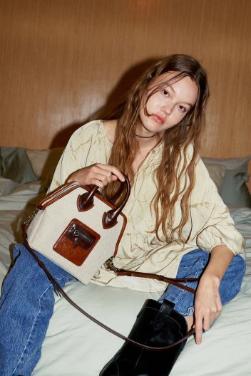 PLAY Caramel _(Two-tone Canvas)