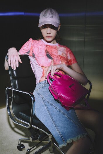 PLAY Spice Girl (Fuchsia Pink)