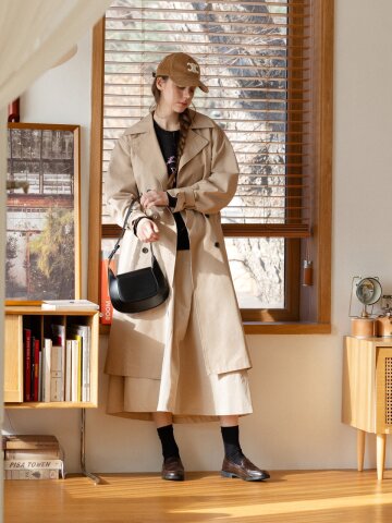 Button point Trench Coat (beige)