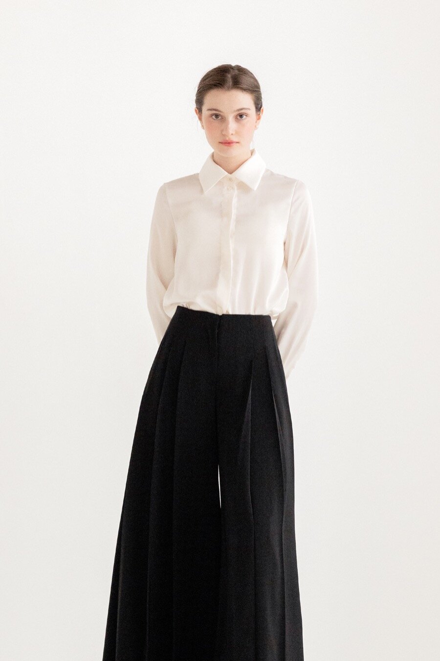 Chiffon Slim Blouse [IVORY]