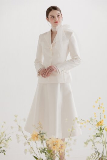 Mikado Tailored Jacket [IVORY]