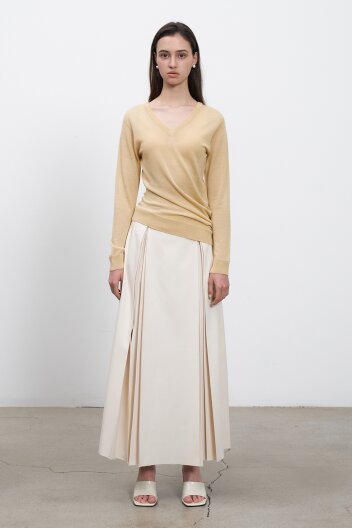 Pleated Flair Long Skirt
