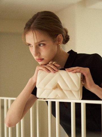 [BEST] 셀리 WOC 체인 미니백_2colors