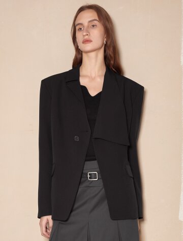 BA_Unbalanced black jacket