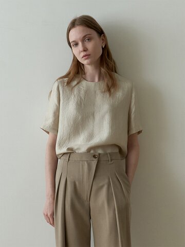 [6차] CRACK HALF SLEEVES BLOUSE_BEIGE