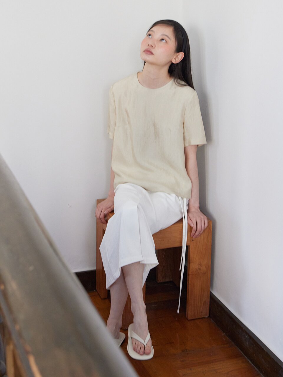 CRACK HALF SLEEVES BLOUSE_BEIGE