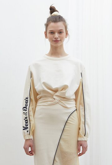 TWISTED DETAIL CROP T-SHIRT I IVORY